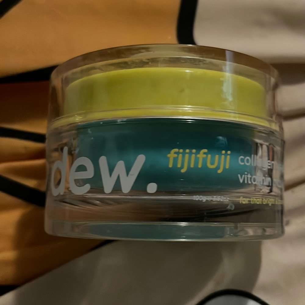 Dew collagen mask